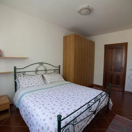 Couette-café La Casetta Di Lina *